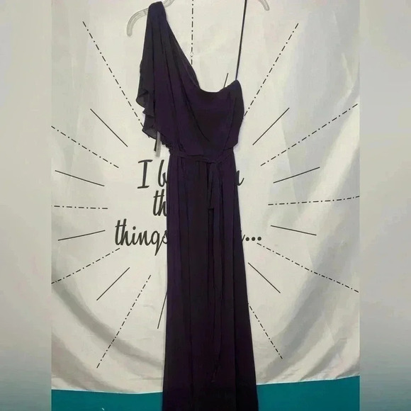 Nouvelle Amsale Bea One Shoulder Chiffon Blouson Gown in Plum - Picture 2 of 9